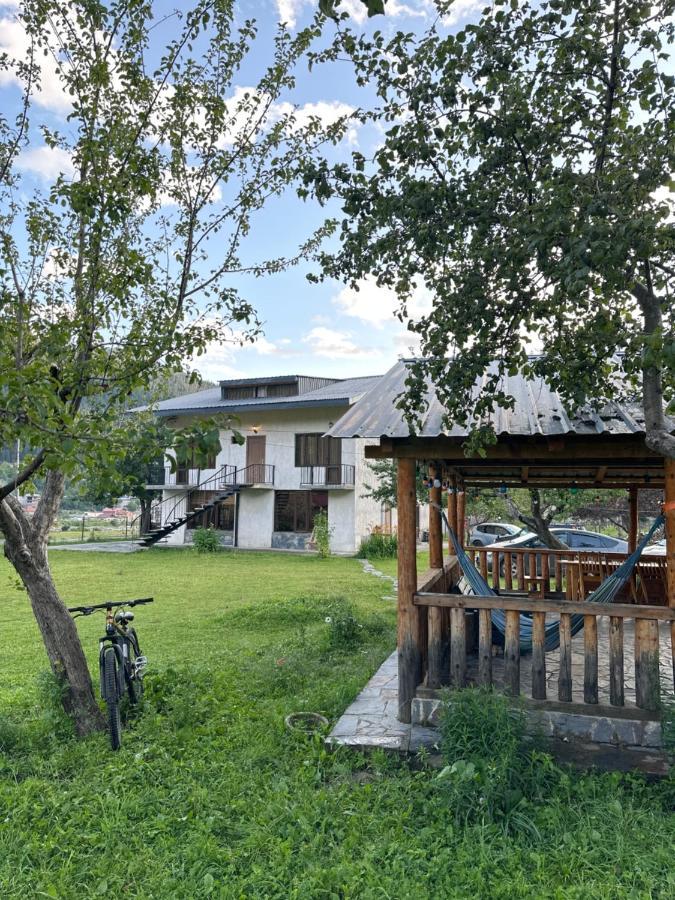 Bala'S House Hotel Mestia Exterior photo